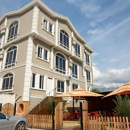 Triada 4* Fushe-Kruje