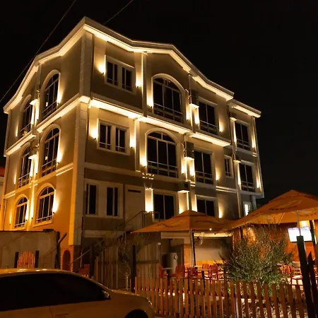 Triada Hotel 4*