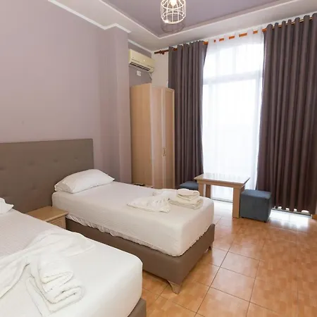 Triada Hotel 4*