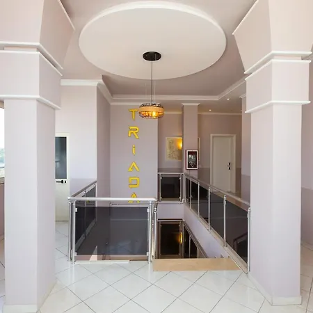 Ξενοδοχείο Triada