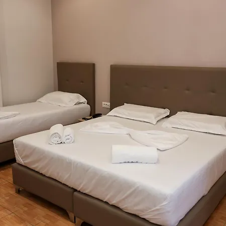 Triada 4*