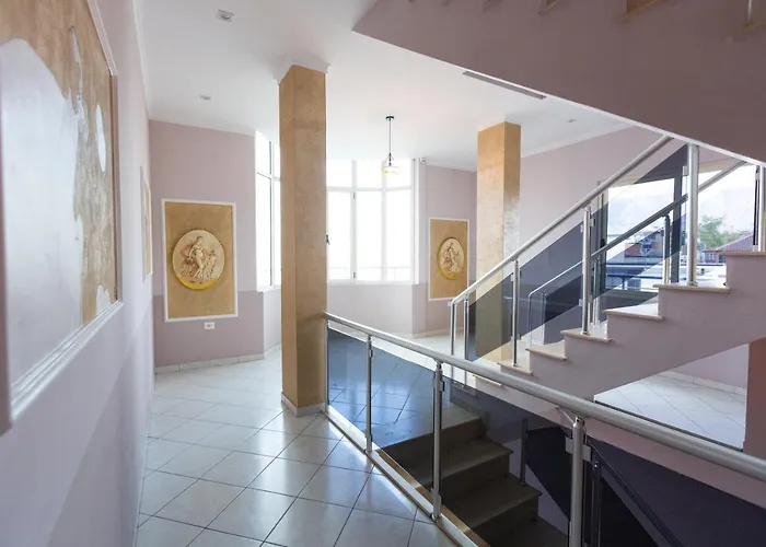 Triada 4* Fushe-Kruje