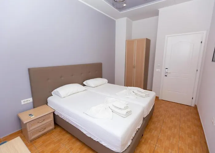 Triada 酒店 Fushe-Kruje